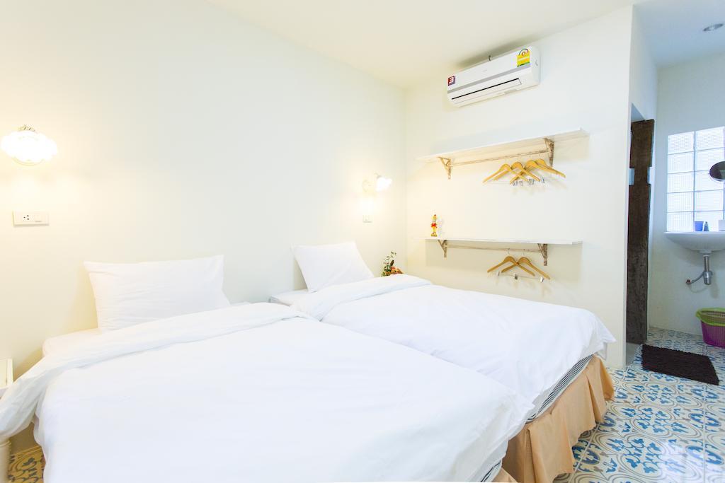 Chongrak Guesthouse Chiang Mai Habitación foto